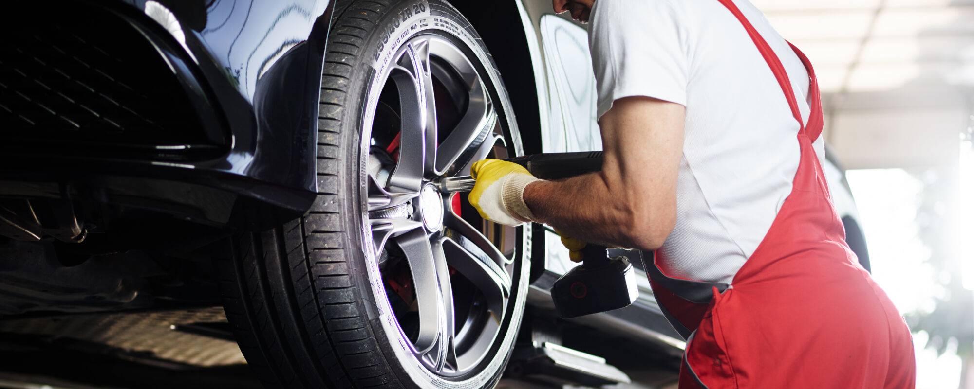 Entretien Moto : remplacement véhicule, réparation pièces, pneus