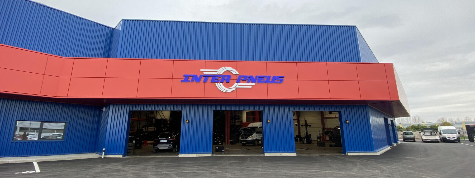 FACADE SAUSHEIM INTER PNEUS 2000X750 | Inter pneus Inter Pneus : l’expertise du pneumatique depuis plus de 25 ans Kingersheim